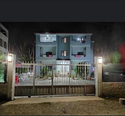 Aparthotel Vila Leo Golem  Exteriér fotografie
